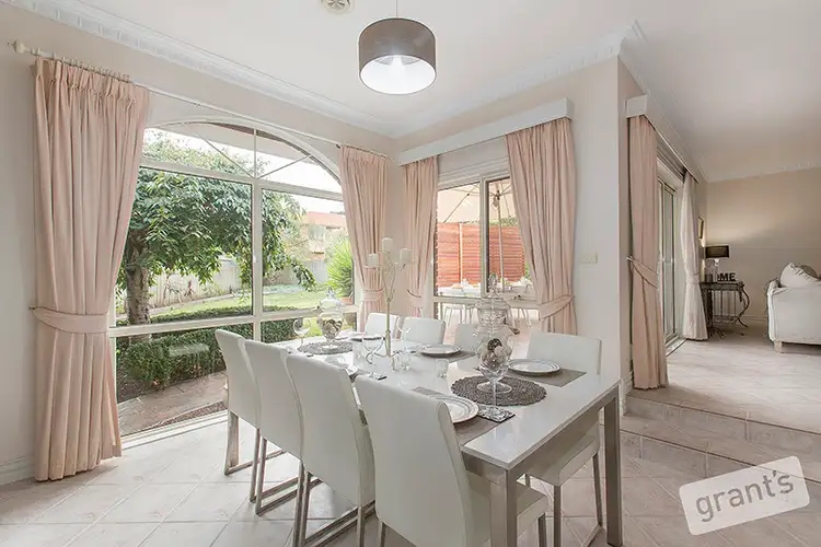 Fifth view of Homely house listing, 5 Mansell Court, Berwick VIC 3806