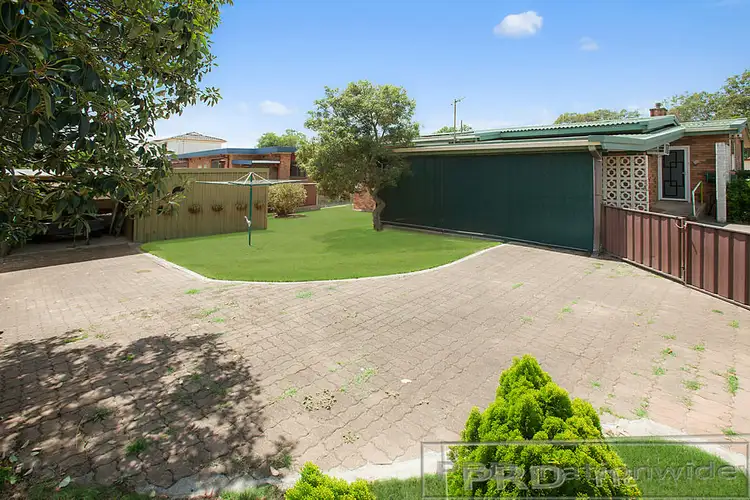 Fourth view of Homely house listing, 32 Pasedena Crescent, Beresfield NSW 2322
