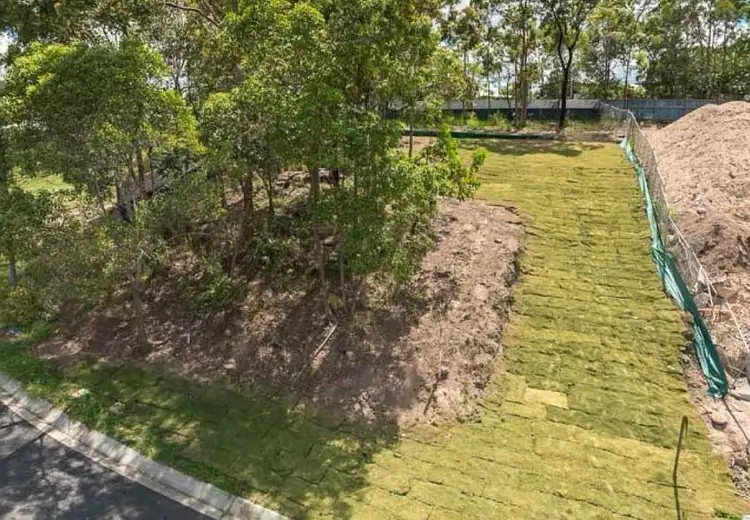 2 Casuarina Street, Seventeen Mile Rocks QLD 4073