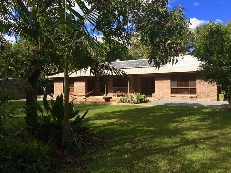 4-6 NUGENT STREET, Macleay Island QLD 4184