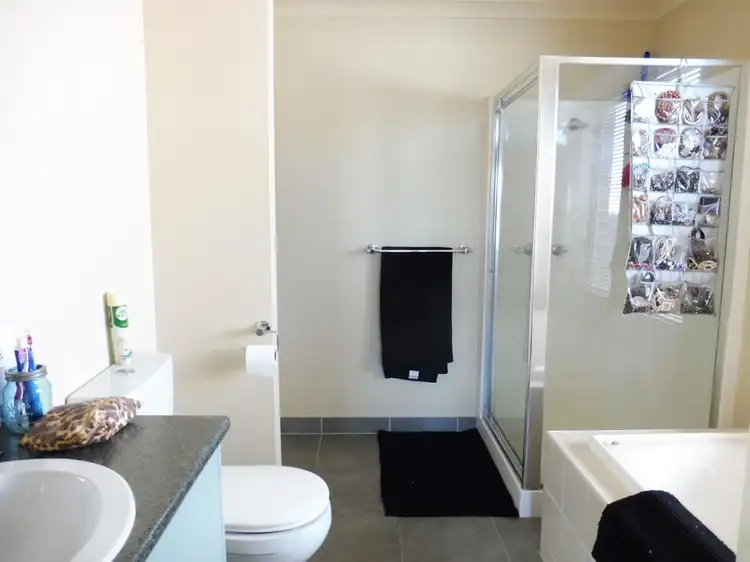 Fifth view of Homely house listing, 8 CLEMATIS COURT, Lucknow VIC 3875