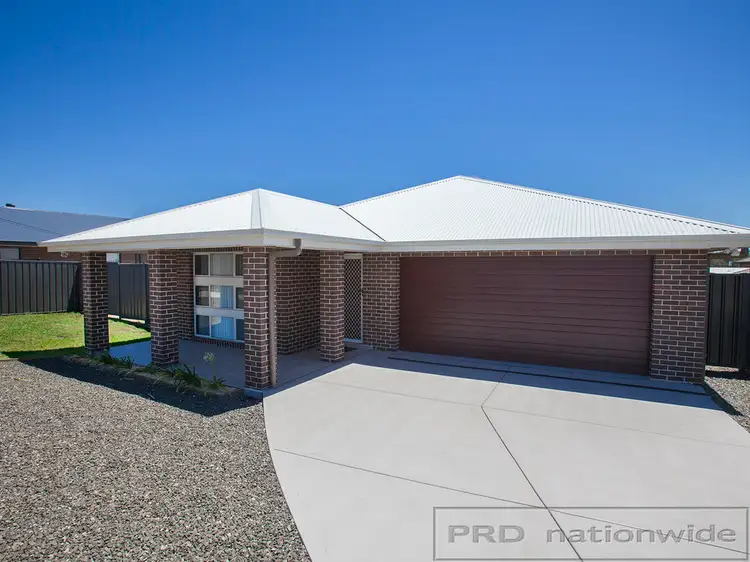 11 Peel Close, Thornton NSW 2322