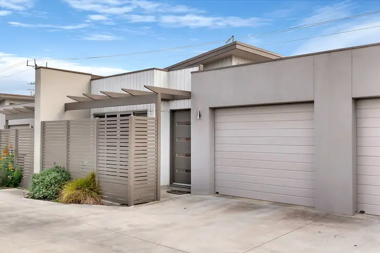 15 Latitude Court, Ballarat East VIC 3350