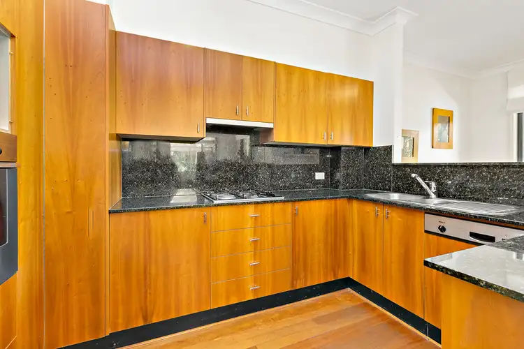 Fifth view of Homely apartment listing, 3/104 Beach Road, Bondi Beach NSW 2026
