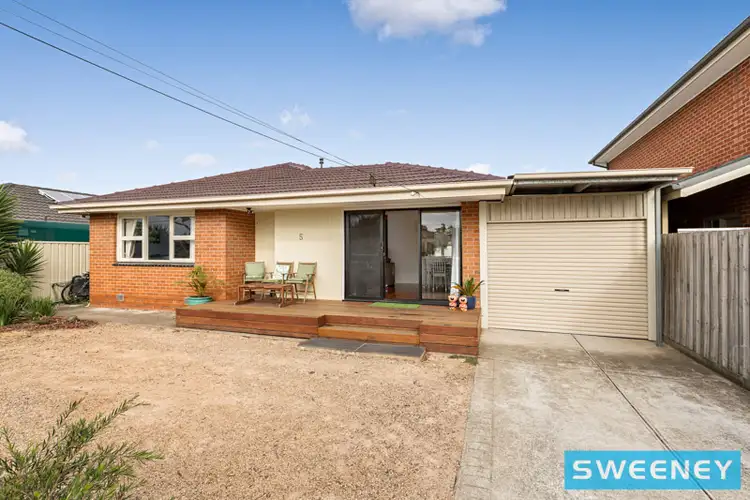 5 Hammond Street, Altona VIC 3018