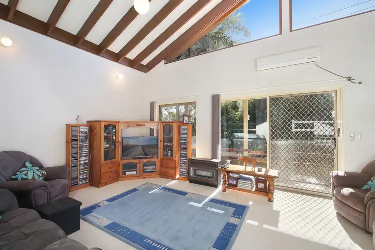 Fourth view of Homely house listing, 2 Keveer Close, Berkeley Vale NSW 2261