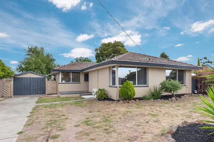 Main view of Homely house listing, 2 Woodlands Court, Craigieburn VIC 3064