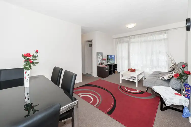 Main view of Homely unit listing, 4/27 Mascot Drive, Eastlakes NSW 2018