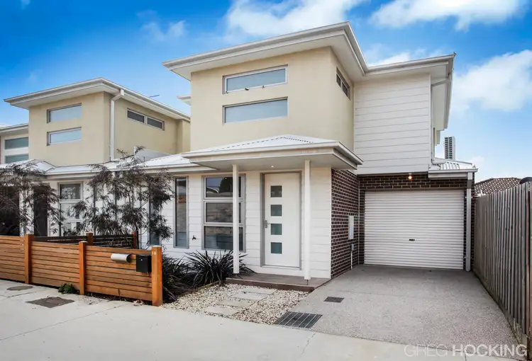 18 Chalmers Lane, Newport VIC 3015