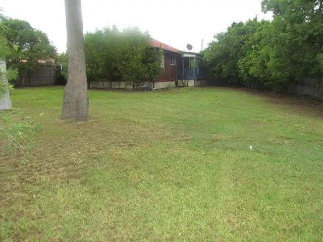 Fifth view of Homely house listing, 18 Surrey Crt, Deception Bay QLD 4508