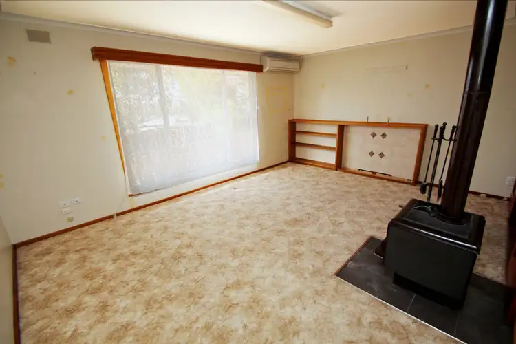 Fifth view of Homely house listing, 8 Riverview Drive, Paringa SA 5340