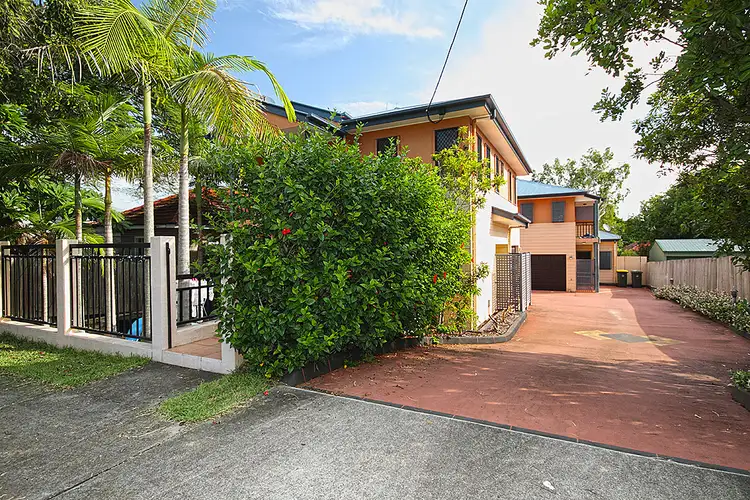 Second view of Homely townhouse listing, 3 / 27 Hicks Street, Mount Gravatt East QLD 4122