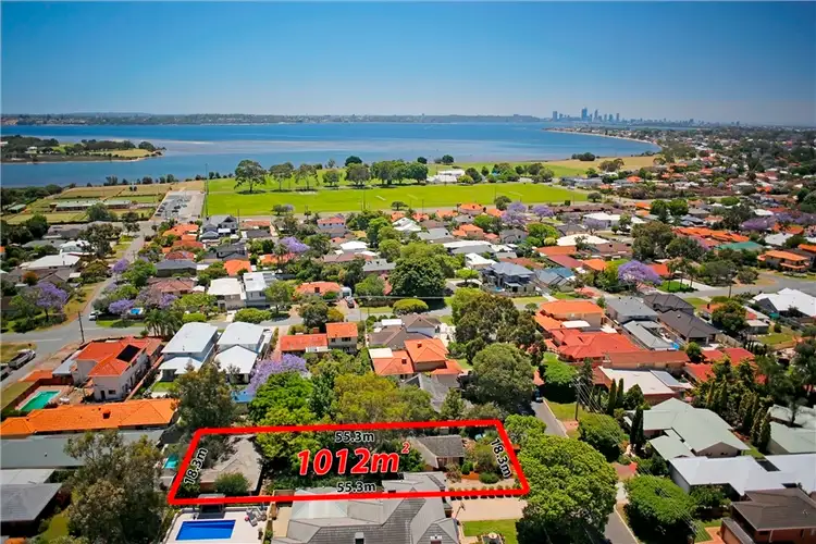 11 Clydesdale Street, Alfred Cove WA 6154