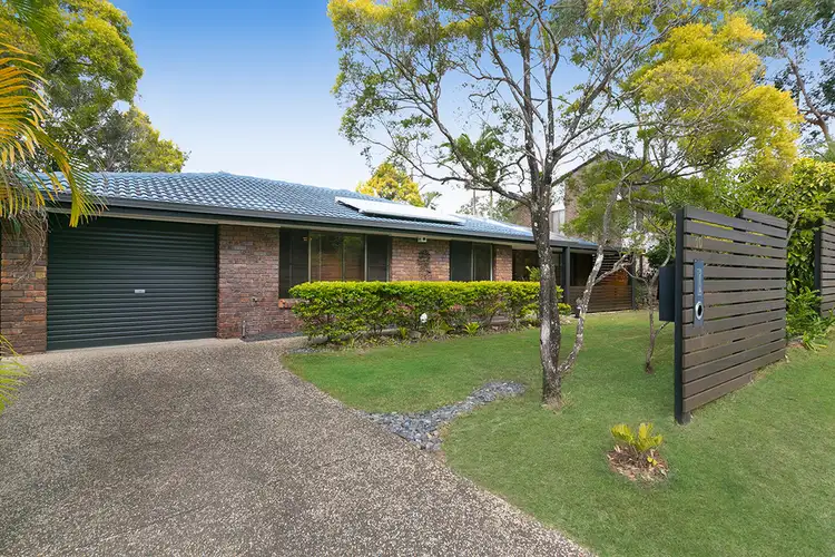 10 Stralock St, Chapel Hill QLD 4069