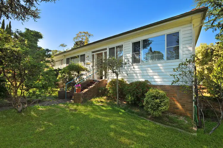51 Craigend Street, Leura NSW 2780