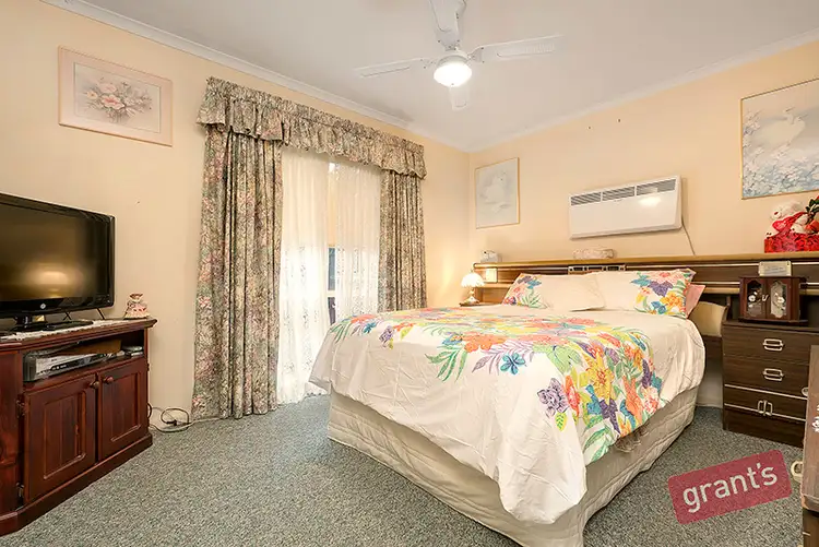 Sixth view of Homely unit listing, 1/5 Kylie Court, Hallam VIC 3803