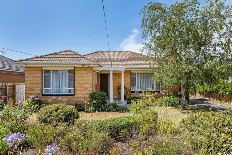 1 Linnet Street, Altona VIC 3018