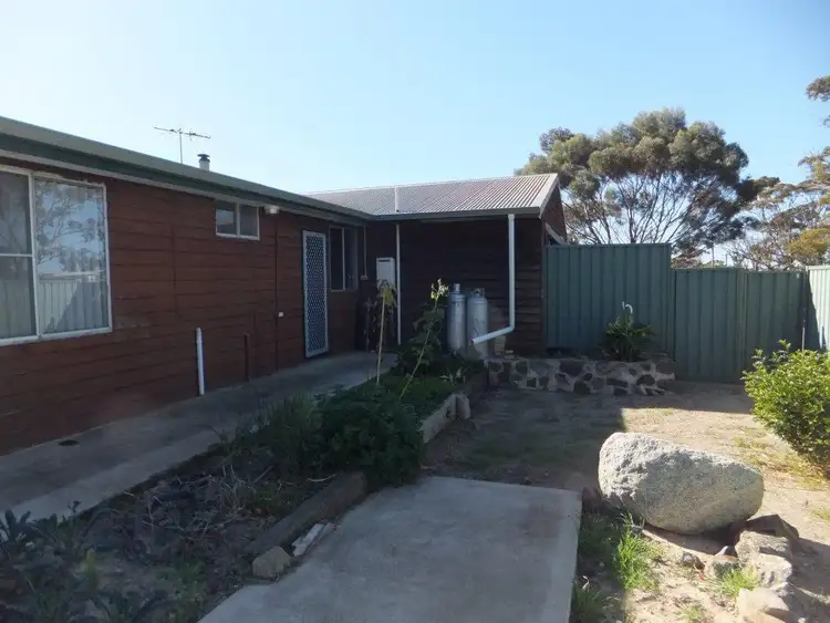 Fifth view of Homely house listing, 1 Martin Street, Ravensthorpe WA 6346