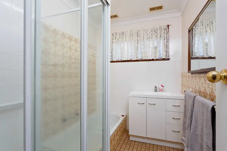 Sixth view of Homely house listing, 70 McKell Avenue, Mount Austin NSW 2650