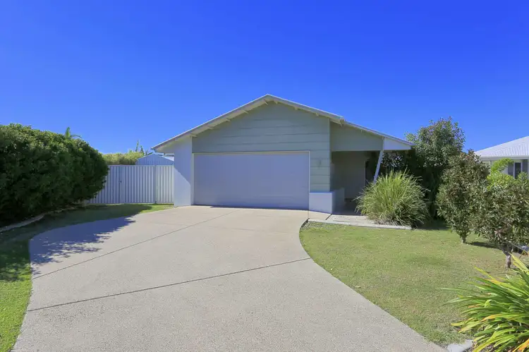 15 Trinity Close, Bargara QLD 4670