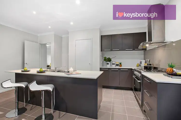 Second view of Homely house listing, 8 Bluebell Way, Keysborough VIC 3173