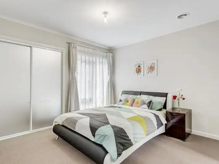 Fifth view of Homely townhouse listing, 2/17 Pamela Street, Mount Waverley VIC 3149