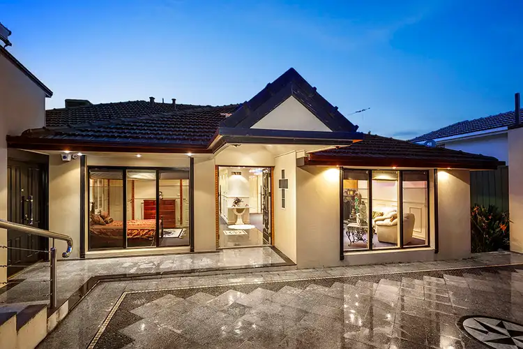 Main view of Homely house listing, 6 Romilly Avenue, Templestowe Lower VIC 3107