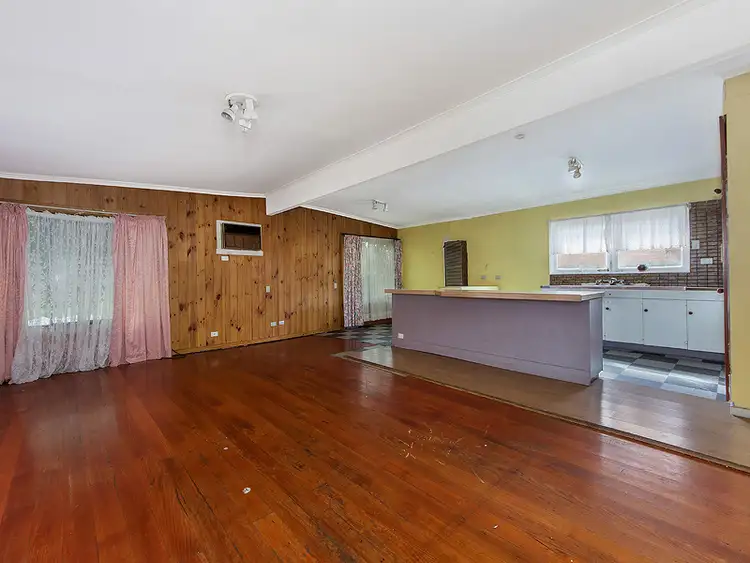 Second view of Homely house listing, 2 Lois Street, St Albans VIC 3021