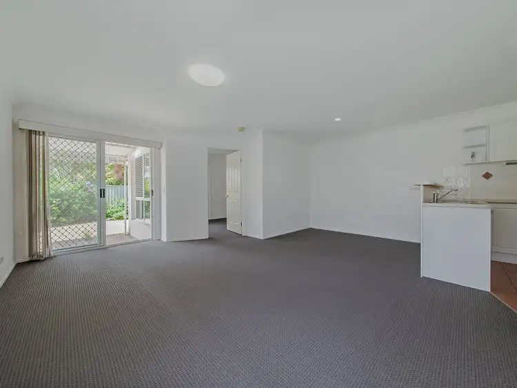 Third view of Homely semi-detached listing, 1/30 Nankeen Avenue, Paradise Point QLD 4216