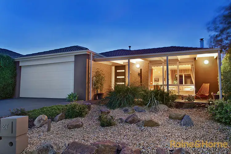 27 The Esplanade, Narre Warren South VIC 3805