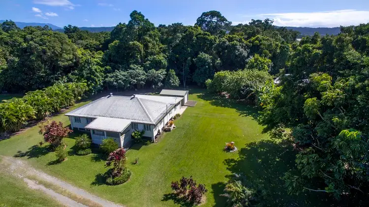 127 Miallo Road, Miallo QLD 4873