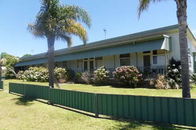 Main view of Homely block of units listing, 33 IVERISON RD, Sussex Inlet NSW 2540