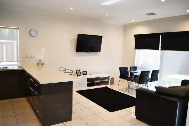 19 New Street, South Plympton SA 5038