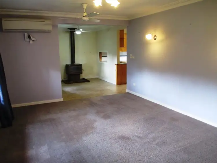 Fifth view of Homely house listing, 70 Bayley St, Alexandra VIC 3714