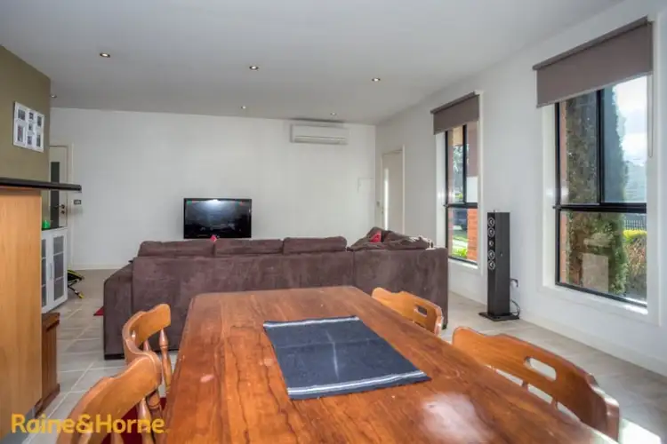 Fourth view of Homely house listing, 2/20 Turnberry Drive, Sunbury VIC 3429