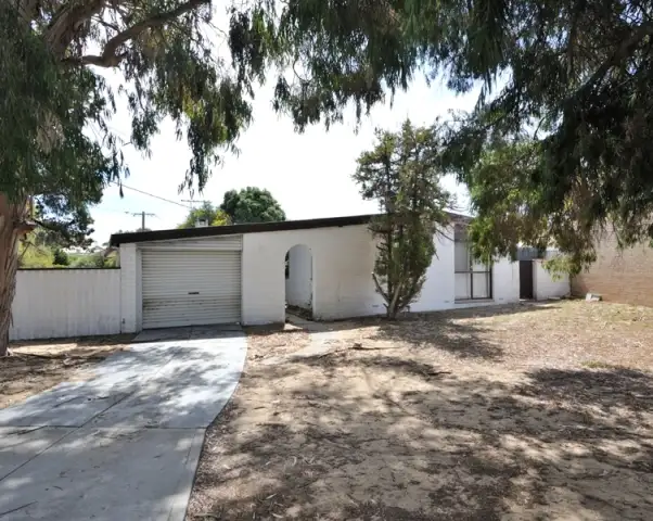 21 Herlihy Way, Warnbro WA 6169