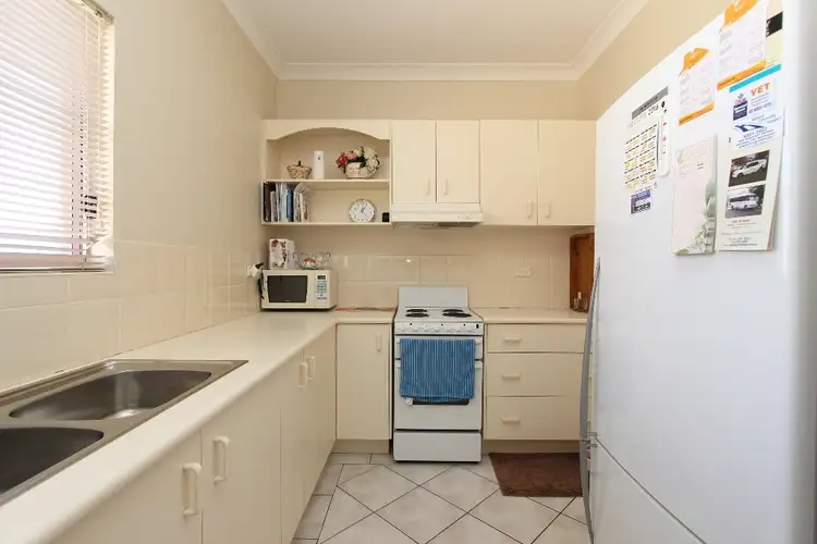 Sixth view of Homely house listing, 4/129 Keppel Street, Bathurst NSW 2795