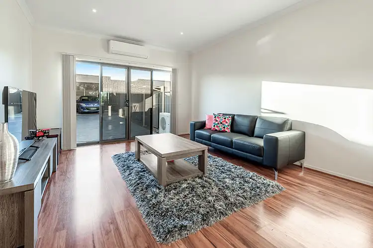 Sixth view of Homely house listing, 8/16 Andover Lane, Craigieburn VIC 3064