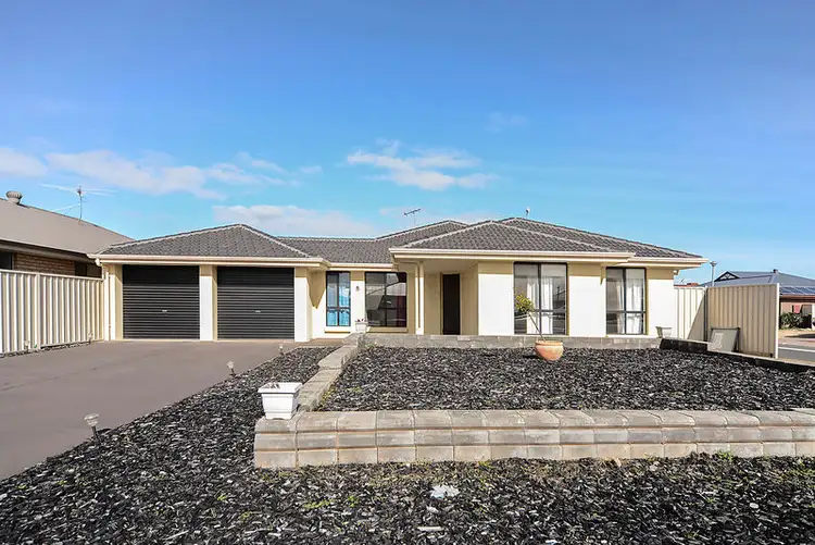 8 Davalan Drive, Munno Para West SA 5115