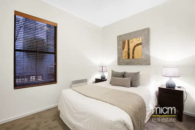 Sixth view of Homely apartment listing, 1/5 Davisons Place, Melbourne VIC 3000