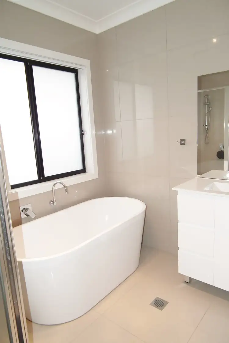 Sixth view of Homely unit listing, 33B Franco Drive, Griffith NSW 2680