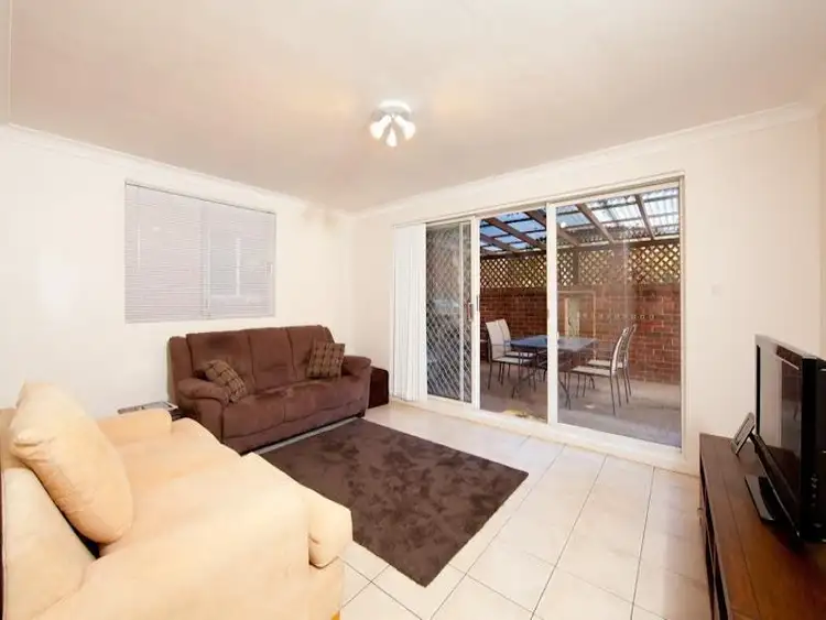 8/2 Railway Crescent, Jannali NSW 2226