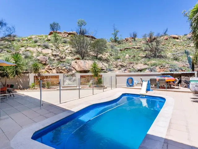6 Armstrong Court, Alice Springs NT 870