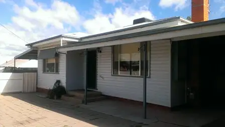 18 Arthur, Narrandera NSW 2700