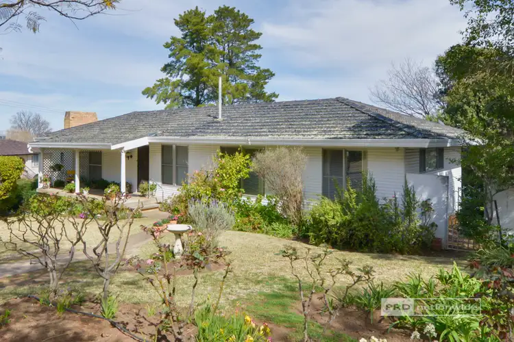 18 Bushland Avenue, Tamworth NSW 2340