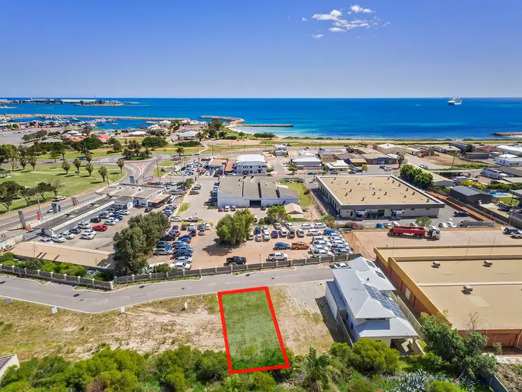 3/11 Phelps Street, Beresford WA 6530
