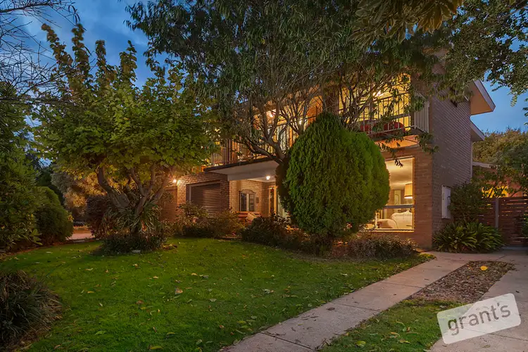 32 Kramer Drive, Berwick VIC 3806