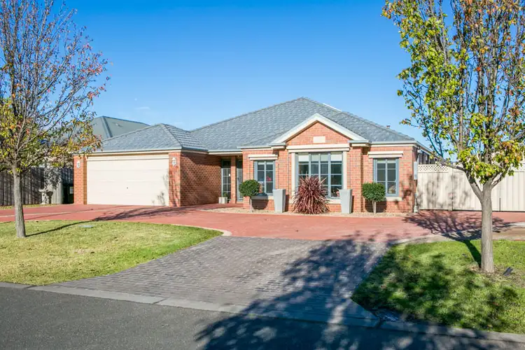 2 Pinot Court, Sunbury VIC 3429