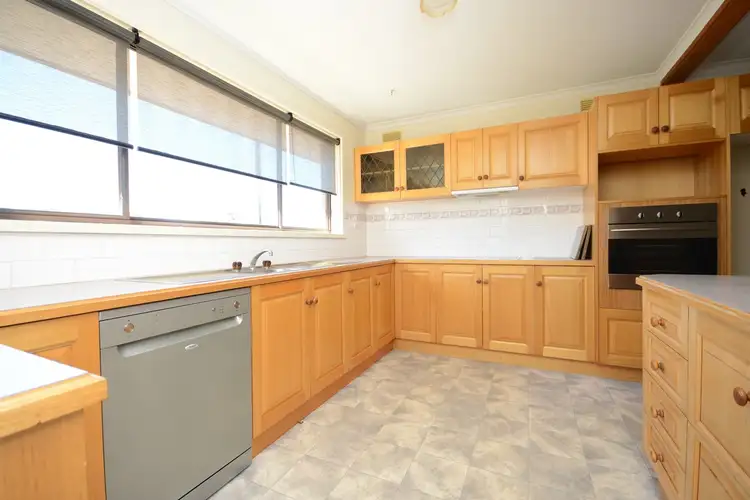 Second view of Homely house listing, 10 Arco Court, Bairnsdale VIC 3875