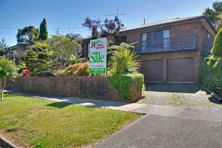 8 Smallburn Ave, Newborough VIC 3825